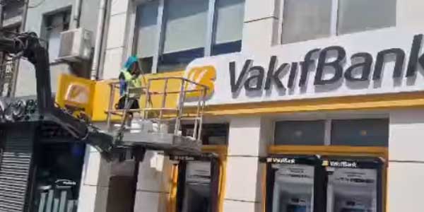 Silivri VakıfBank Merkez Şubesi Dış Cephe ve Cam Temizliği